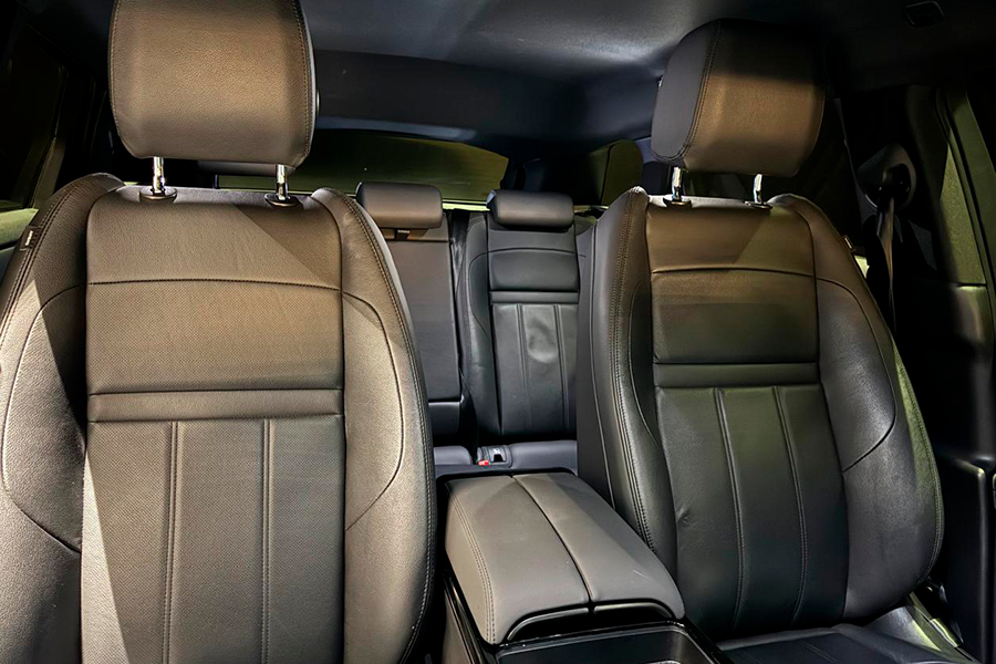 Range Rover Evoque P250 Dynamic SE